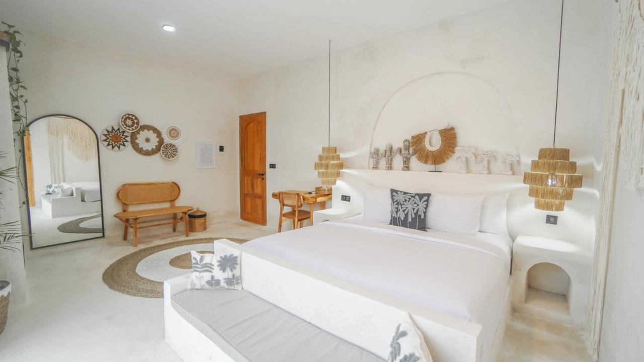 Bohemian Jogja Villas With Private Pool Kejayan Luaran gambar